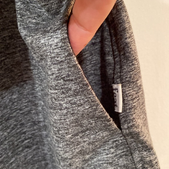 FEAT blanket blend move shorts - XL EUC - Picture 4 of 11